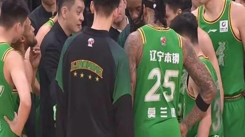 弗罗因德公布：格雷茨卡因背伤缺席，状况良好